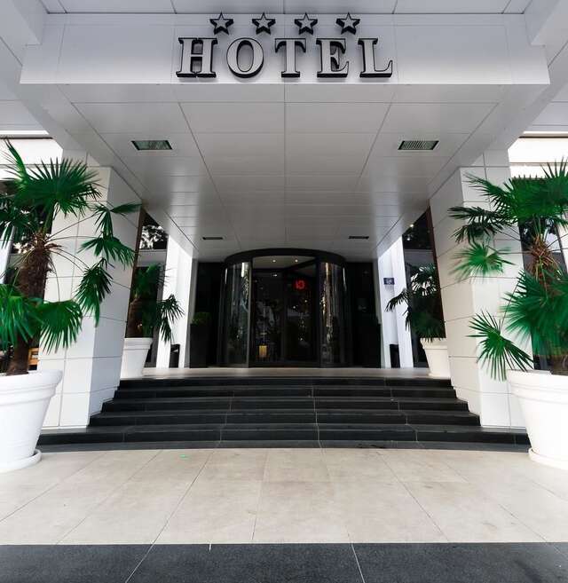 Отель Hotel & Casino Cherno More Варна-32
